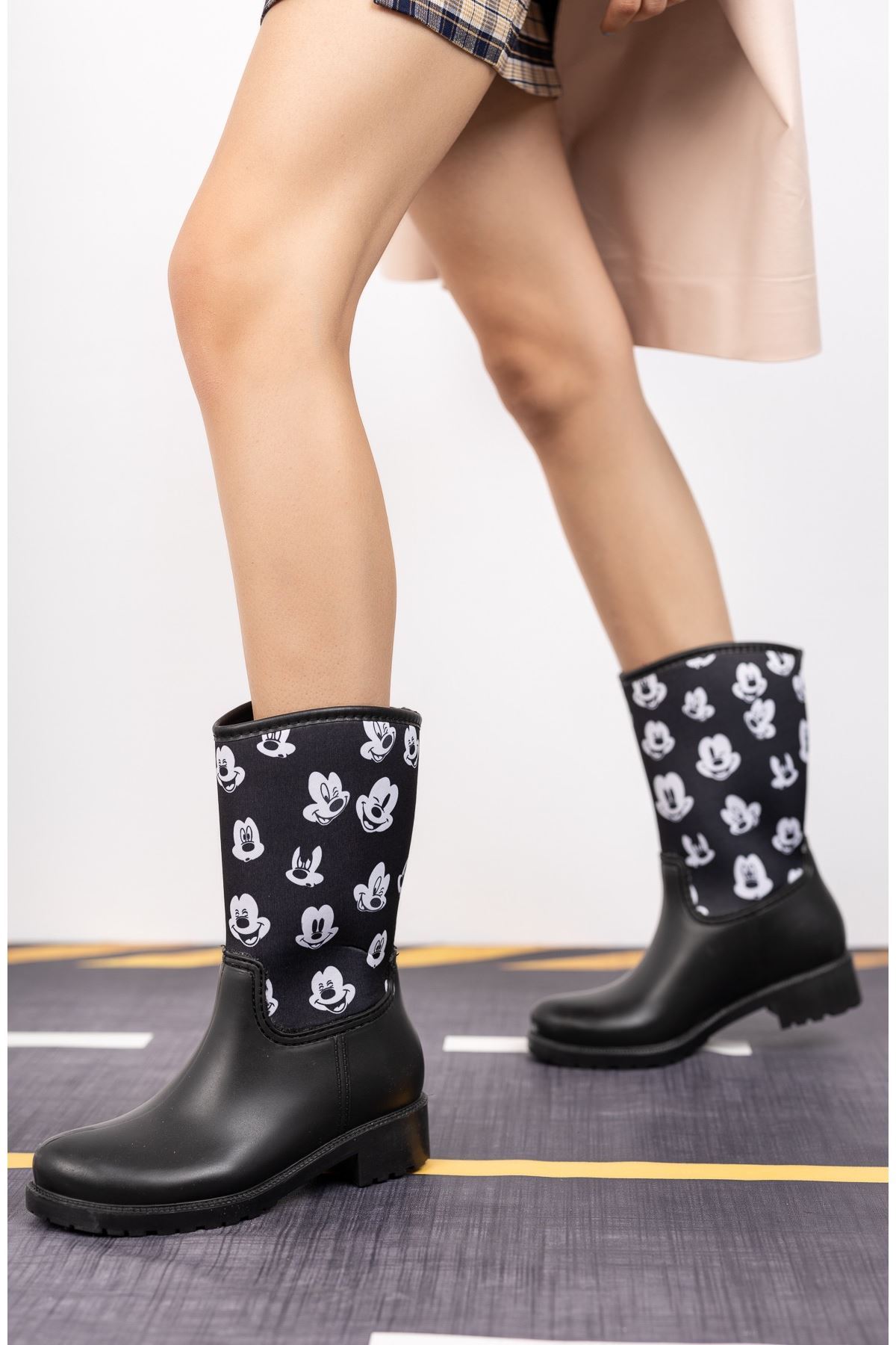 Baskılı Kısa Yağmur Botu