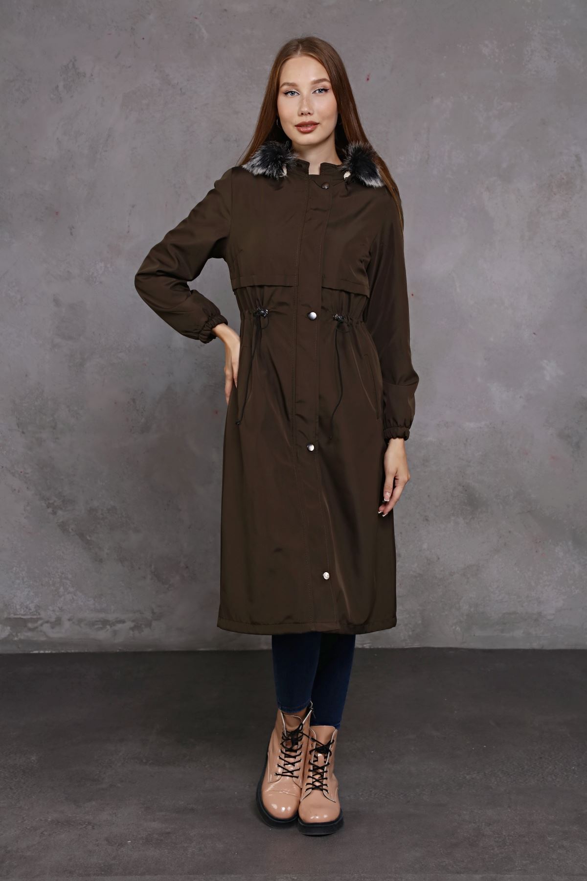 İçi Yünlü Haki Uzun Kadın Kaban