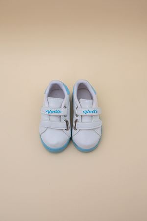 Beyaz Yanı Mavi Şeritli Bebe Ayakkabı