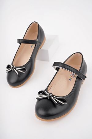 Bıyık Fiyonk Siyah Cilt Kız Çocuk Ayakkabı