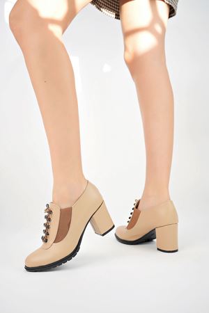 Lastikli Kancalı Nut Cilt Kadın Ayakkabı