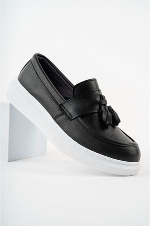 Püsküllü Siyah Cilt Erkek Çocuk Ayakkabı