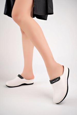 Ortopedik Ped Burnu Kapalı Beyaz Terlik