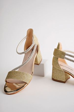 Topuklu Biyesi Taşlı Altın Kız Çocuk Ayakkabı