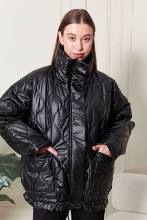 Kutu Cepli Kadın Şişme Mont