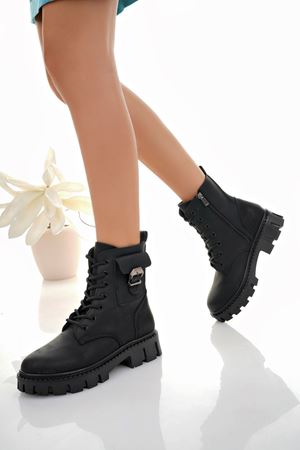 Tokalı Siyah Zümrüt Postal Bot