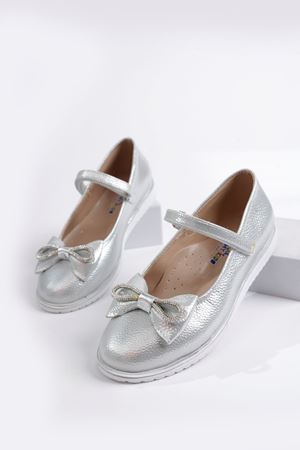 Taşlı Fiyonk Gümüş Parlak Kız Çocuk Ayakkabı